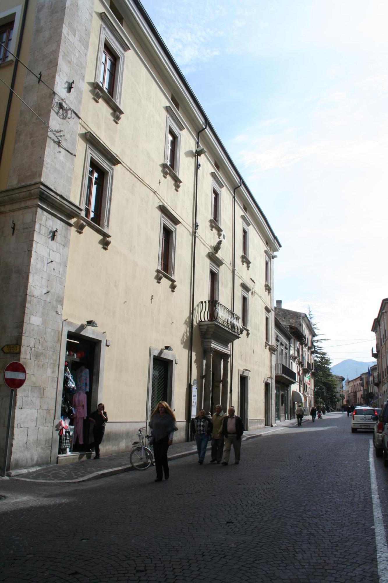 B&B La Dimora Sulmona Exteriör bild